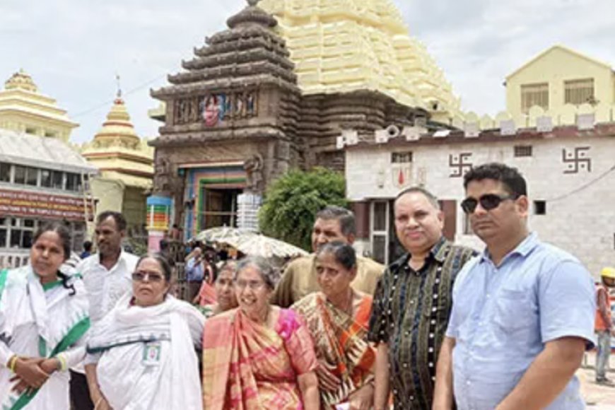 PM Modi's Wife Visits Puri On Eve Of Bahuda Yatra