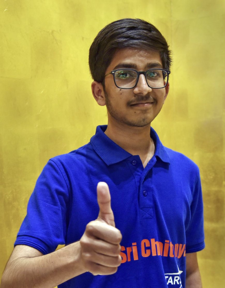 Shunned Social Media & YouTube, Says JEE-Advance Topper; Read Here for More