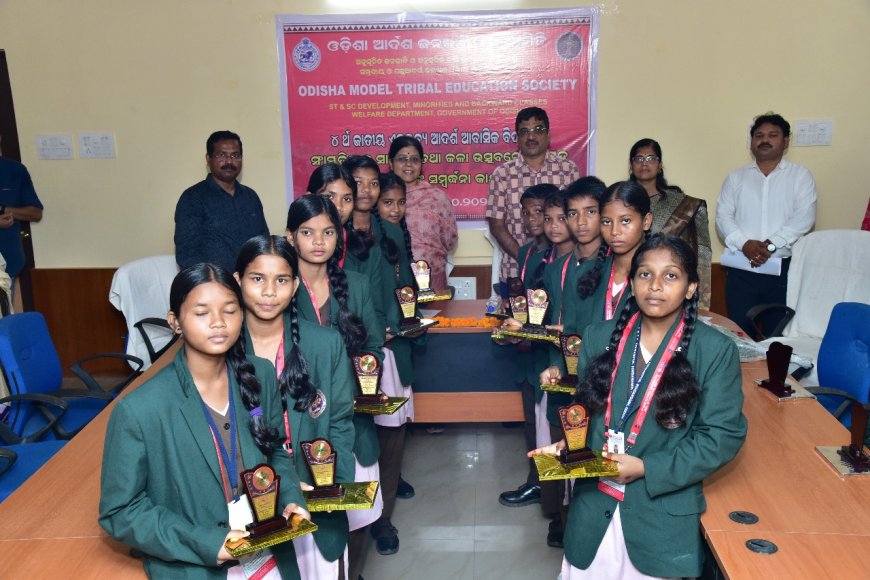 Ekalavya Students Bring Laurels to Odisha at National Level Cultural & Literature Fest in Dehradun